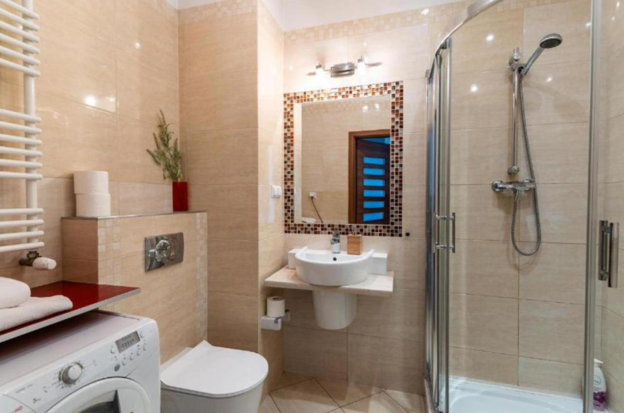 Golden Apartments Warsaw - Big And Bright Apartment In Platinum Towers- Browary- Grzyb61A Esterno foto