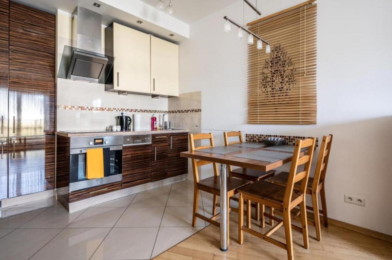 Golden Apartments Warsaw - Big And Bright Apartment In Platinum Towers- Browary- Grzyb61A Esterno foto